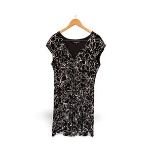 Jones Wear Dress‎ Black White Floral Print Twist Front Cap Sleeve Knee Length 16